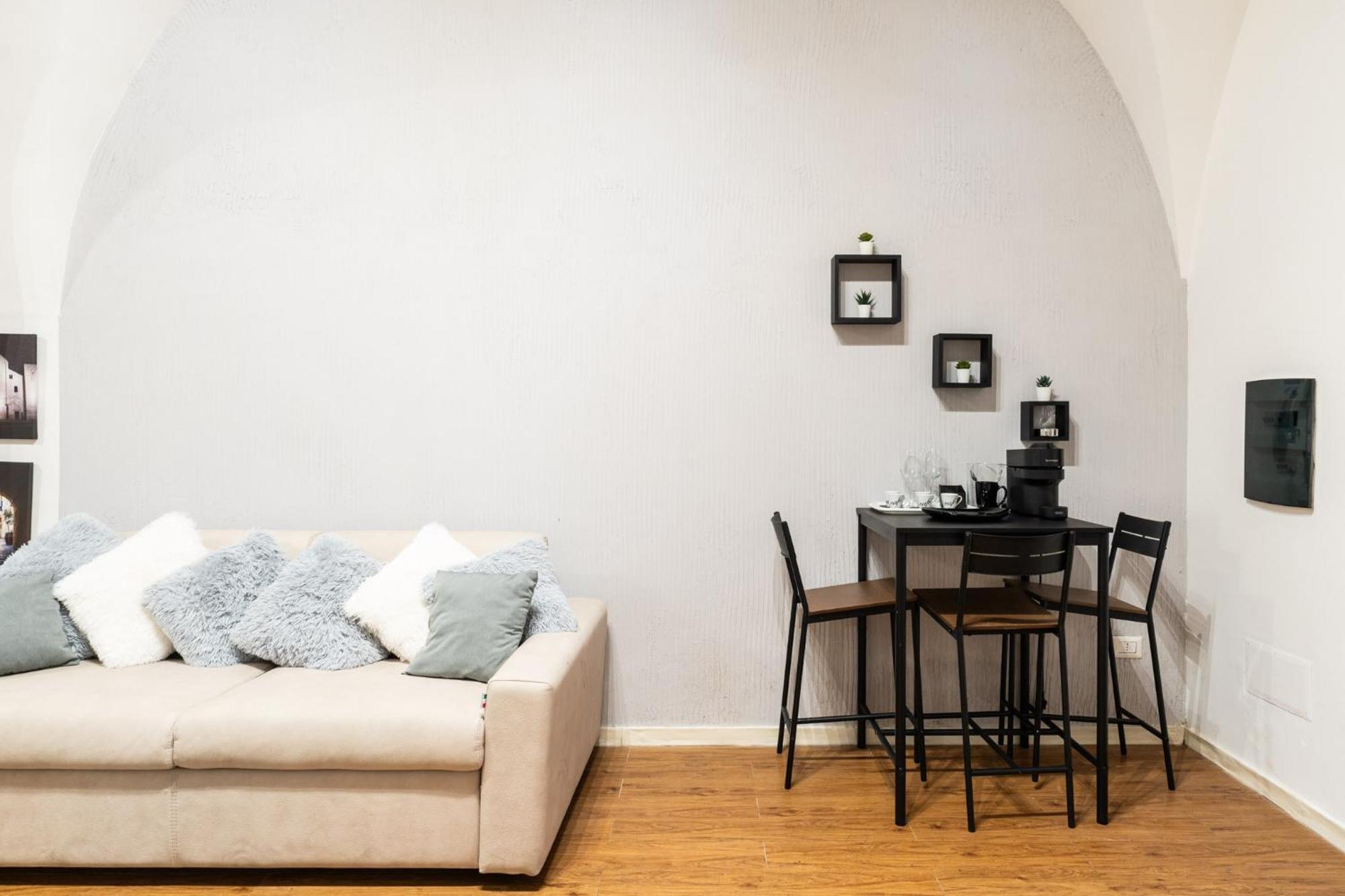 House Visconti Apartment Bari Exterior photo