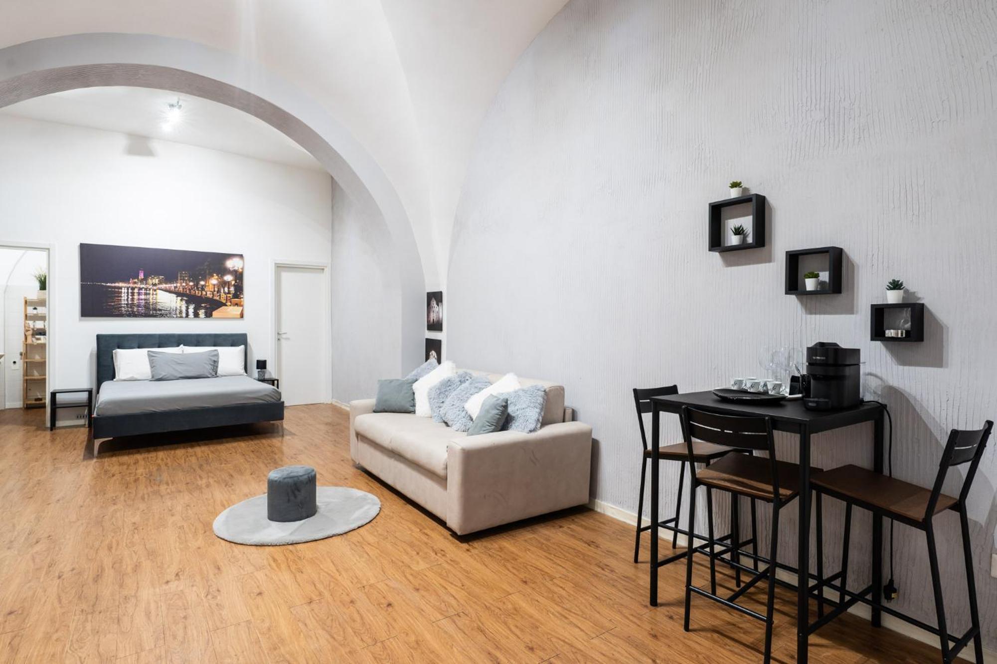 House Visconti Apartment Bari Exterior photo